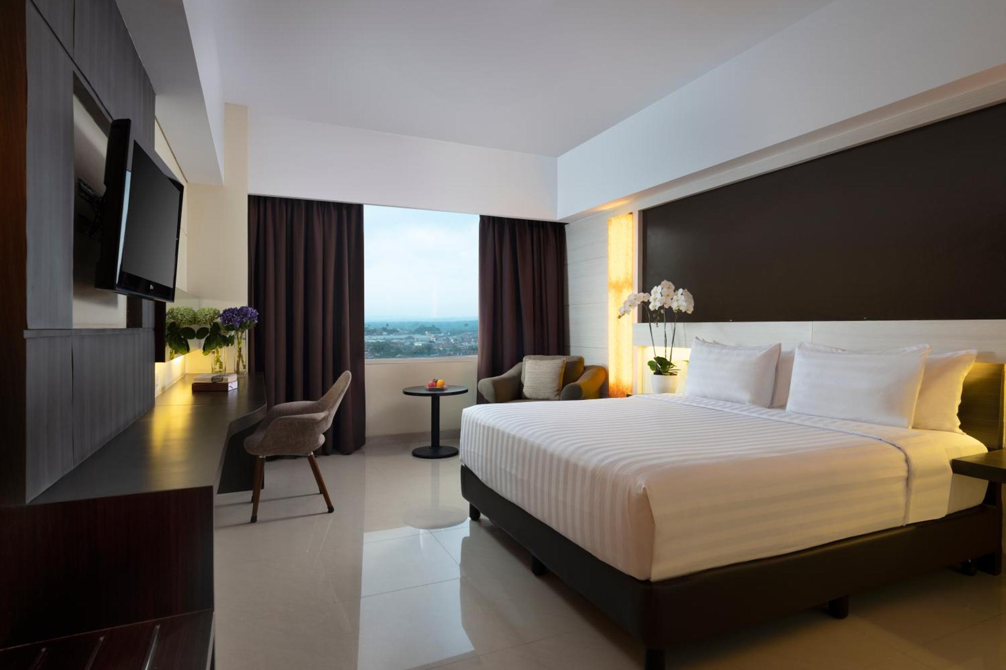 Atria Hotel Magelang Eksteriør billede