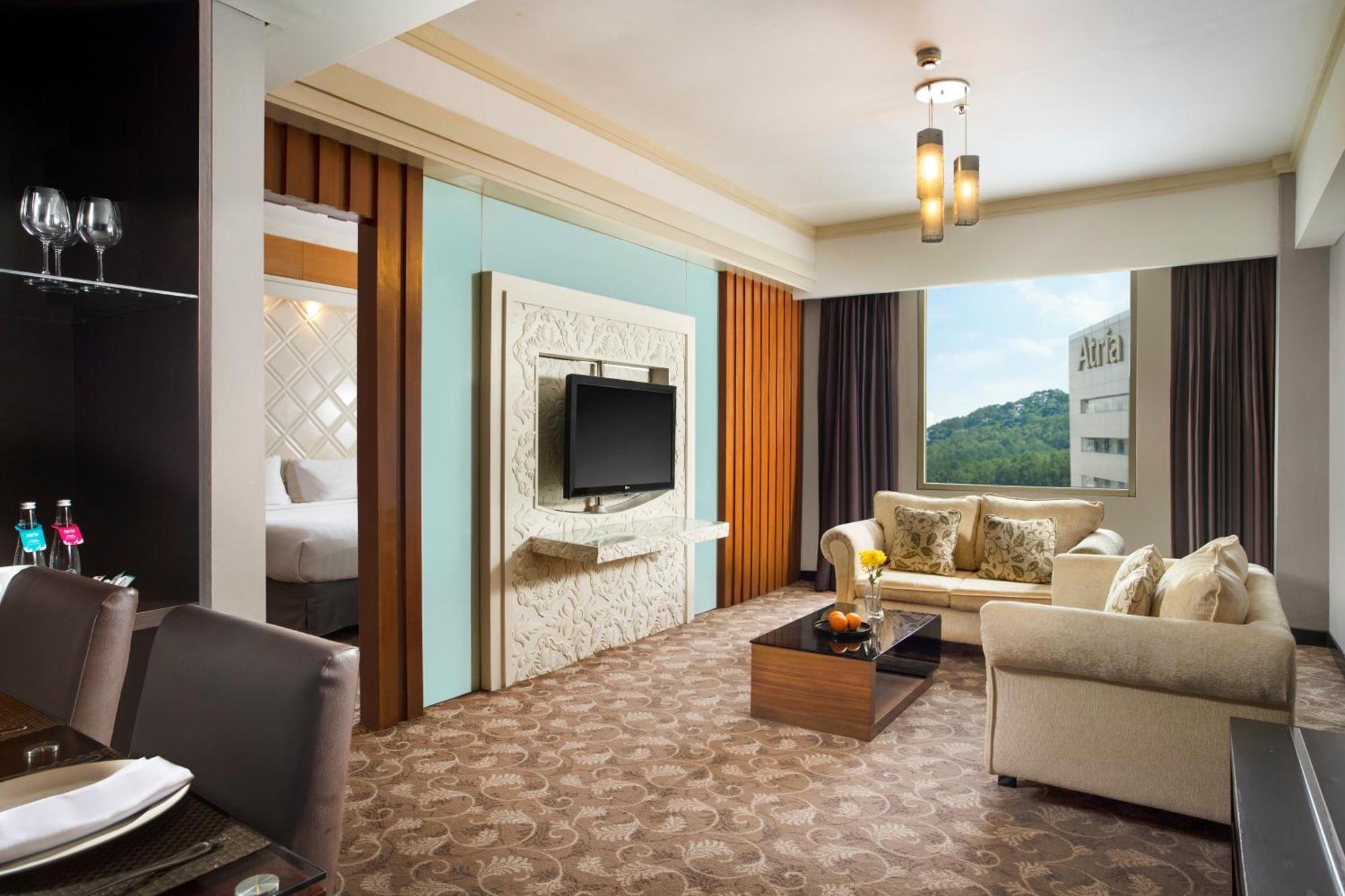 Atria Hotel Magelang Eksteriør billede
