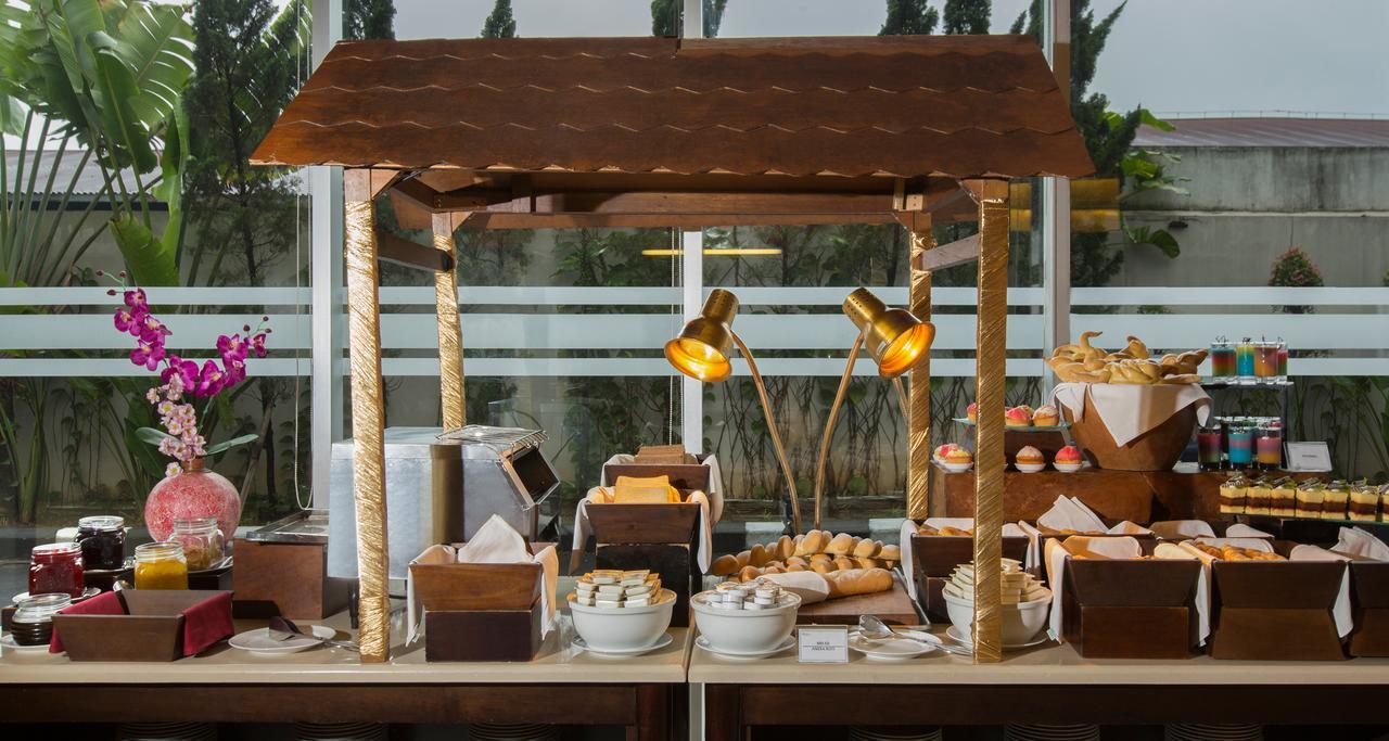 Atria Hotel Magelang Eksteriør billede